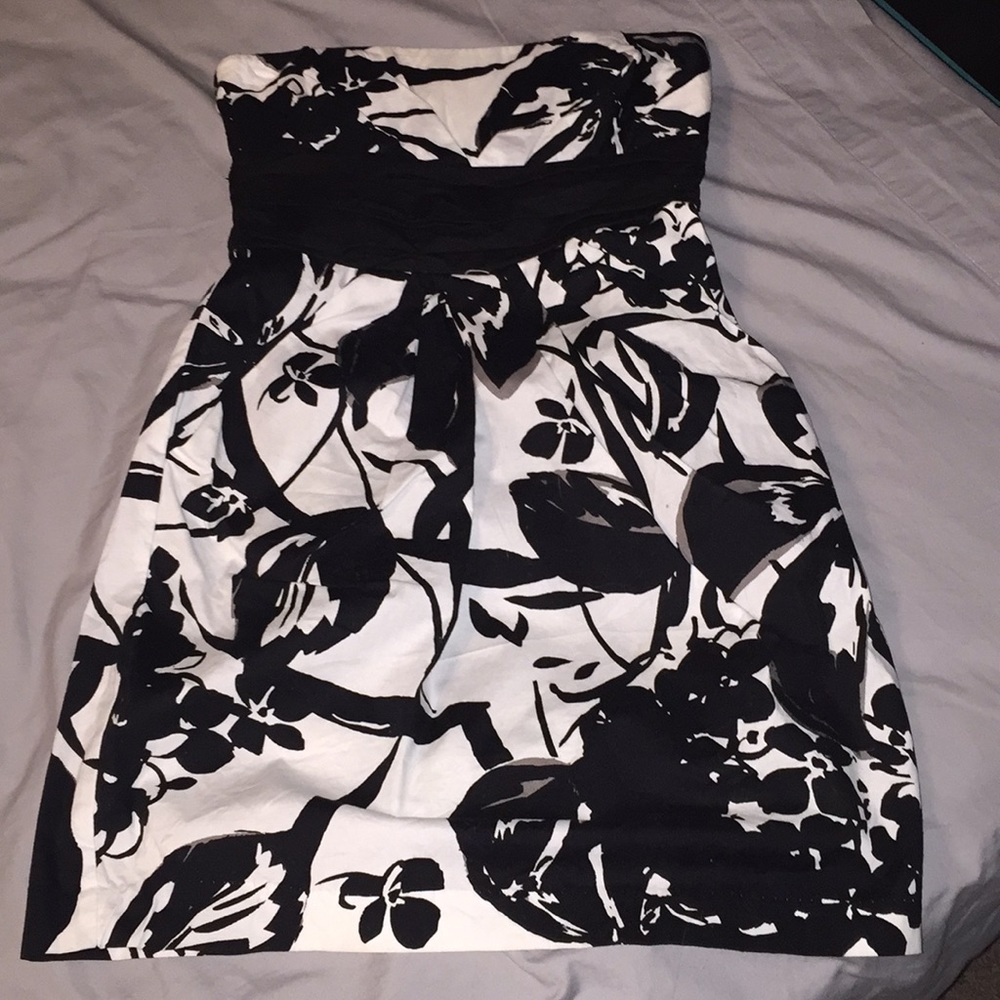 Black & white strapless formal dress